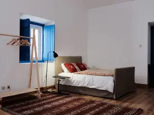 Azoia 10