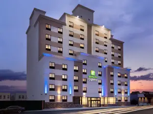 โรงแรม ฮอลิเดย์ อินน์ เอ็กซ์เพรส จาเมกา - JFK แอร์เทรน - NYC บาย IHG