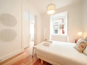 GuestReady - Chic apt near Lisbon Cathedral