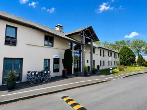 Kyriad Hôtel la Fleche