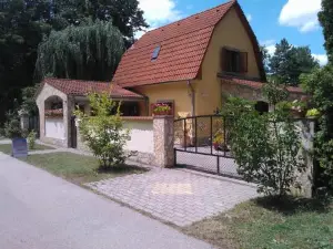 Mediterran Apartmanhaz Szantod