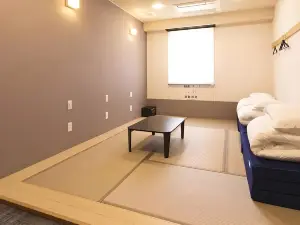 Wild Cherry Blossom-Hostel,Tokyo Koganei-
