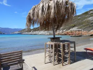 Holiday Apartment with Sea View and Mountains View