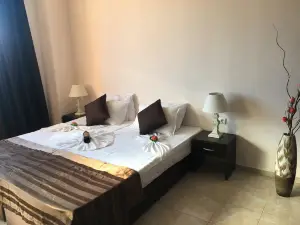 Salt Lake ApartHotel
