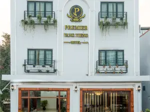 Premier Vang Vieng Hotel