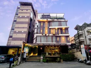 Hotel Chaitali - Pure Veg