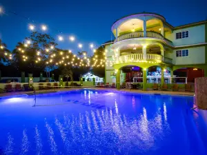 La Casita at Midas Belize