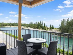 Xquisite Suites