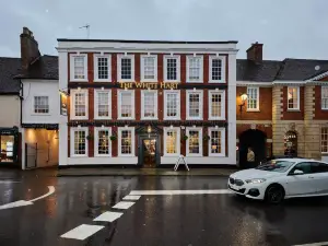 白鹿酒店