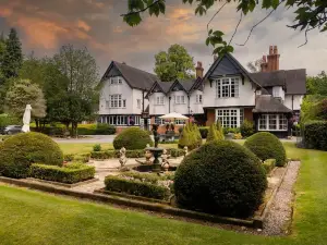 Mere Court Hotel