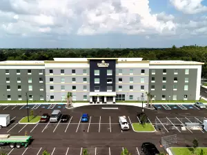 HomeTowne Studios Tampa - Airport