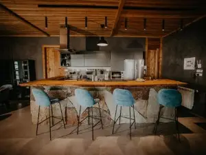 Cedar Scent Guesthouse