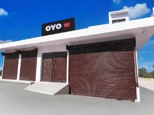 Hotel O Chaudhary Raj Hotal