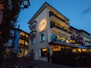 Seven Boutique Hotel