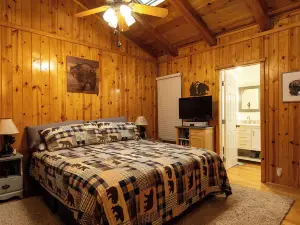 The Cozy 2 bedroom Pineland Chalet
