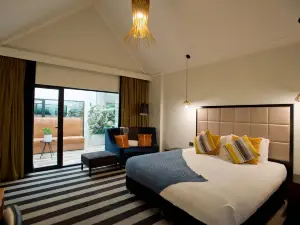 Ellen Hotel