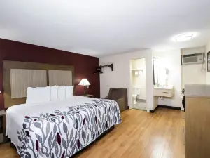 Red Roof Inn Neptune - Jersey Shore