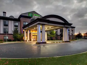 Holiday Inn Express MILWAUKEE N-BROWN DEER/MEQUON by IHG