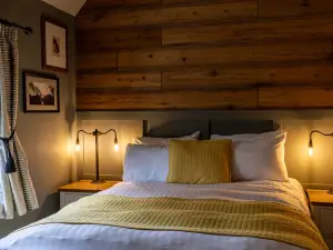 The Poacher Inn