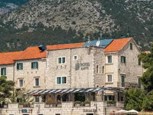 Newly Renovated Hotel Kastil