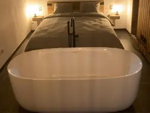 Au p'Tit Cachot (Gîte Insolite)