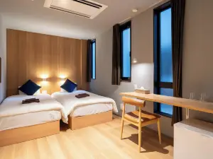 존 신사이바시 웨스트