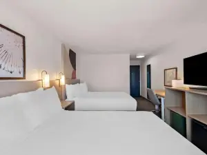 塔斯坎比亞馬斯爾肖爾斯Spark飯店by Hilton