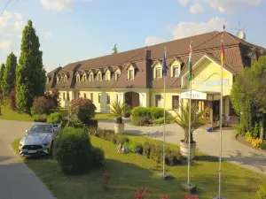 Hétkúti Wellness Hotel