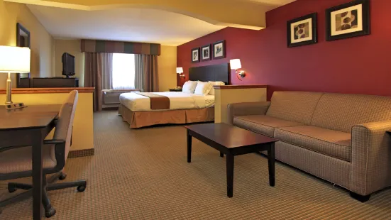 Holiday Inn Express & Suites Defiance