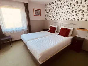 ホテル ハイネン