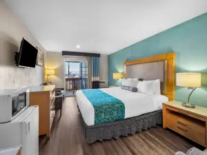 Howard Johnson by Wyndham Santa Cruz Beach Boardwalk