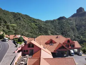 Valley View Hotel Encumeada