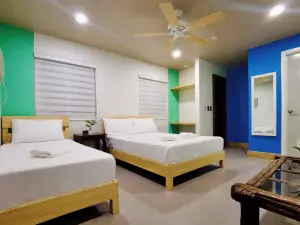 Den Den Guesthouse