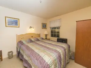 Summer Place Hotel