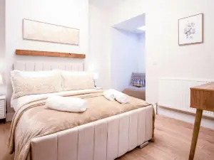Seascape Retreat - 3 Bedroom Flat - Porthcawl