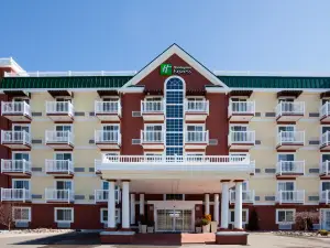 Holiday Inn Express & Suites PETOSKEY by IHG