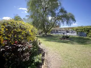 Bidgee Motor Inn