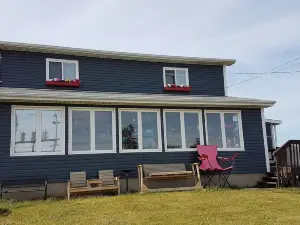 Whale Cove Inn