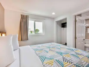 Americas Best Value Inn & Suites Eureka