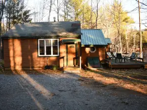 Brook Road Cabin