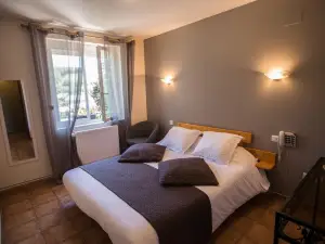 Logis hôtel Restaurant Auberge de l'Espinouse