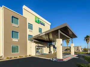 Holiday Inn Express & Suites BASTROP by IHG