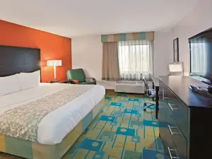 La Quinta Inn & Suites by Wyndham Mansfield Oh