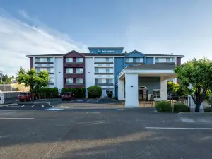 Best Western Lake Oswego Hotel  Suites