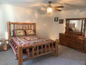 Lay Lake House, life is better on the lake