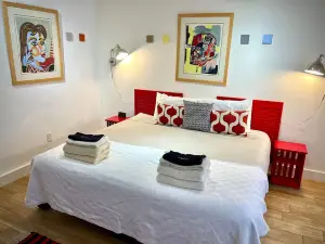 Central Location, Balcony Access at Marfa House Rio Concho