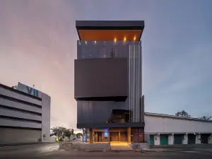 Kokotel Cebu Adira