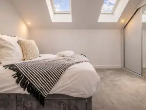 The Hidden Suite - 4BR Townhome Roof Top