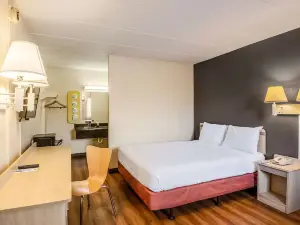 羅德威旅館