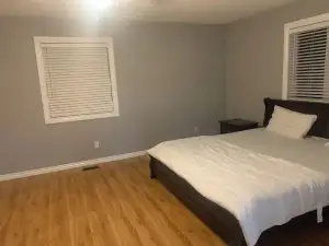 Entire top floor huge 1 bedroom apt private entry!